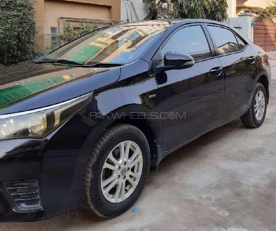 Toyota Corolla 2014 for Sale in Lahore Toyota Corolla 2014 for Sale in Lahore Image-2