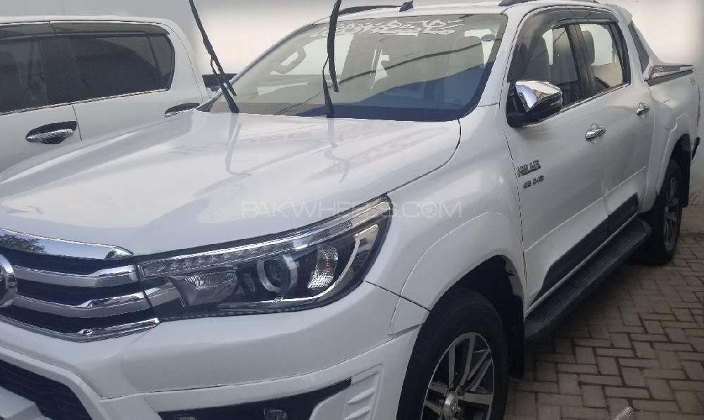 Toyota Hilux 2018 for Sale in Karachi Toyota Hilux 2018 for Sale in Karachi Image-2