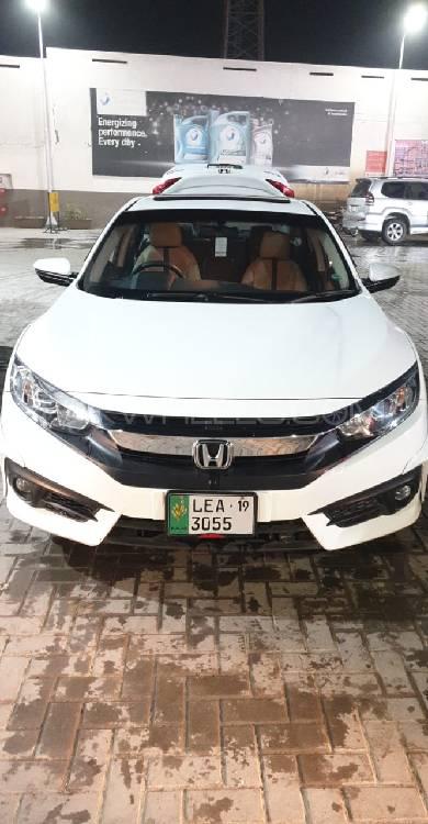 Honda Civic 2018 for Sale in Sambrial Image-1