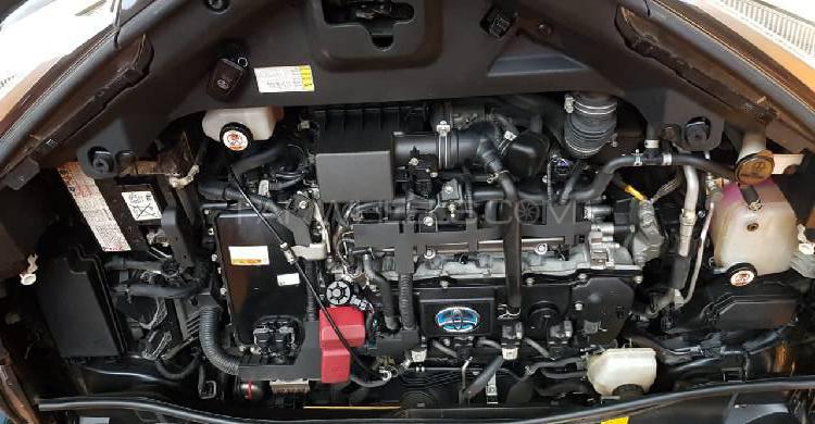 Toyota C-HR 2016 for Sale in Karachi Toyota C-HR 2016 for Sale in Karachi Image-5