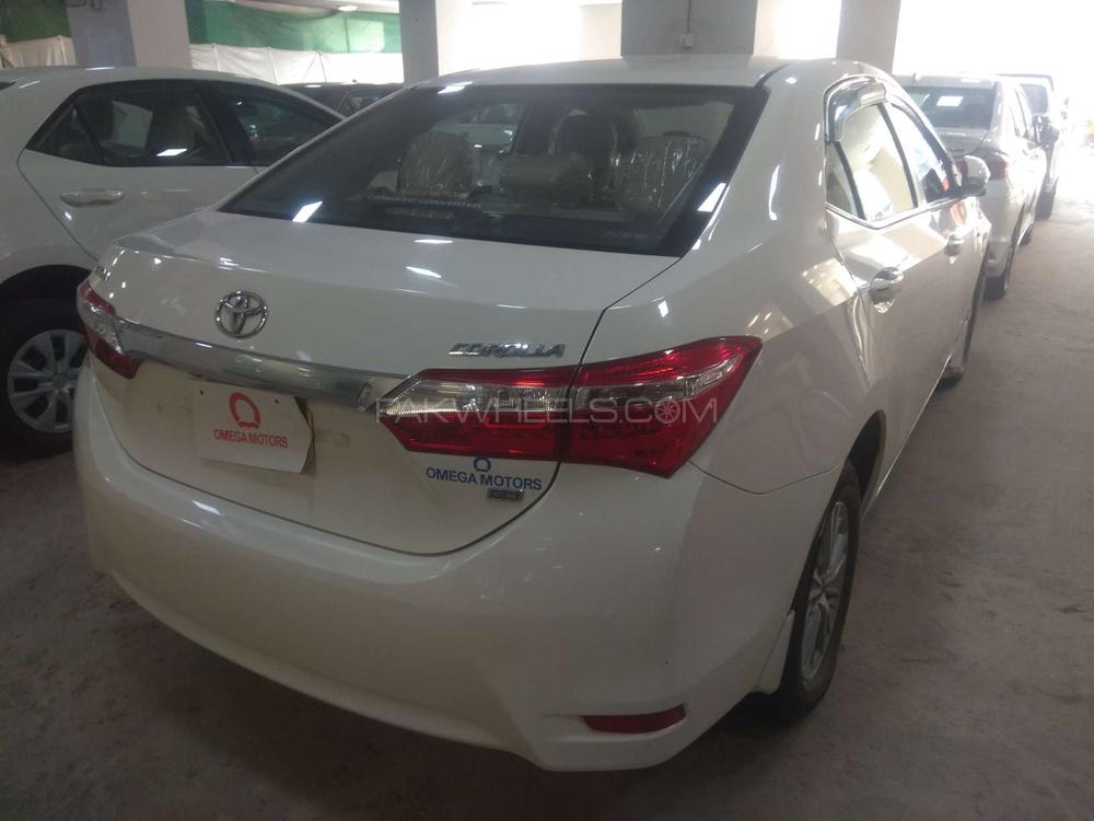 Toyota Corolla 2017 for Sale in Karachi Toyota Corolla 2017 for Sale in Karachi Image-12