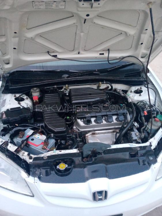 Honda Civic 2005 for Sale in Haripur Honda Civic 2005 for Sale in Haripur Image-8