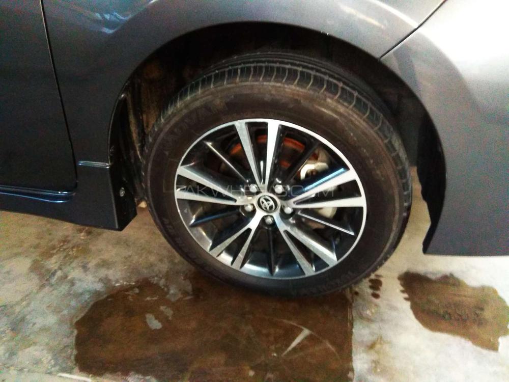 Toyota Corolla 2018 for Sale in Lahore Toyota Corolla 2018 for Sale in Lahore Image-5