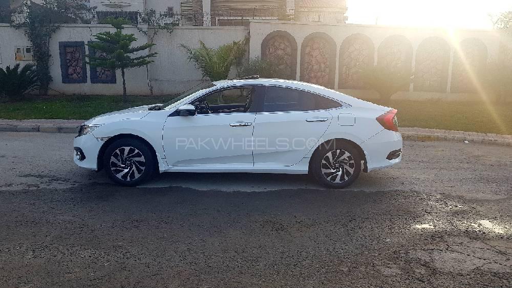 Honda Civic 2017 for Sale in Islamabad Honda Civic 2017 for Sale in Islamabad Image-4