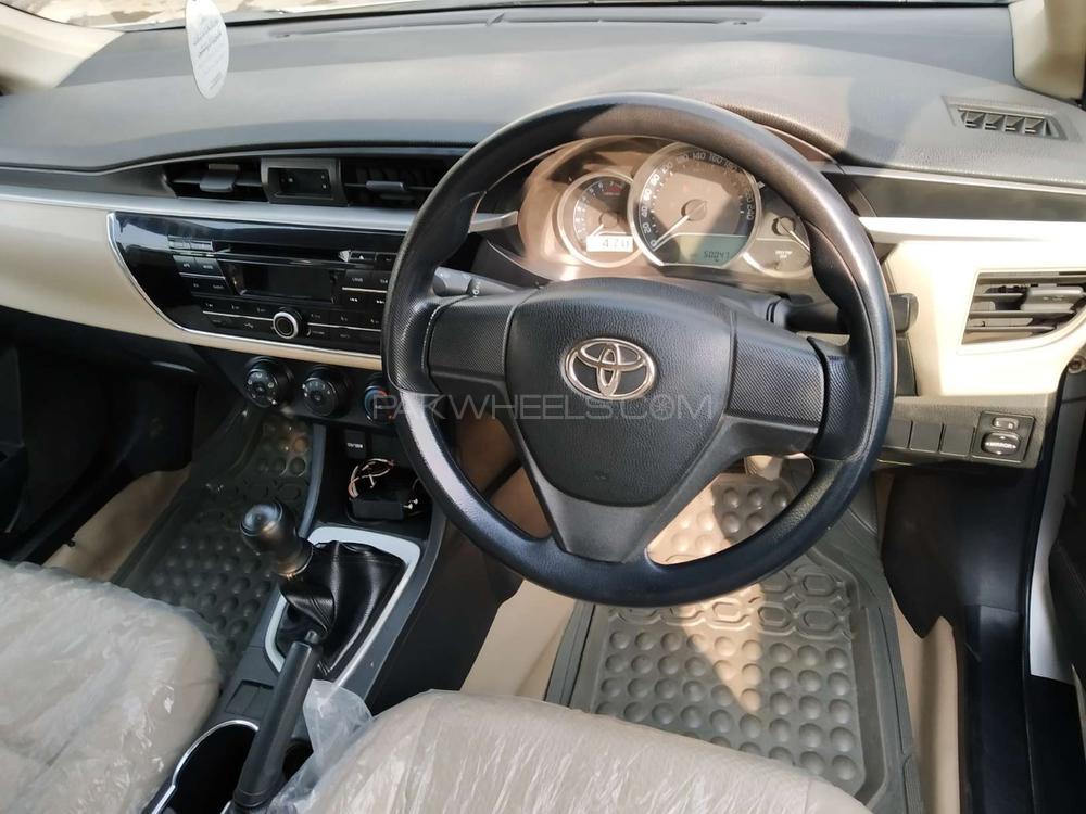 Toyota Corolla 2017 for Sale in Lahore Toyota Corolla 2017 for Sale in Lahore Image-5