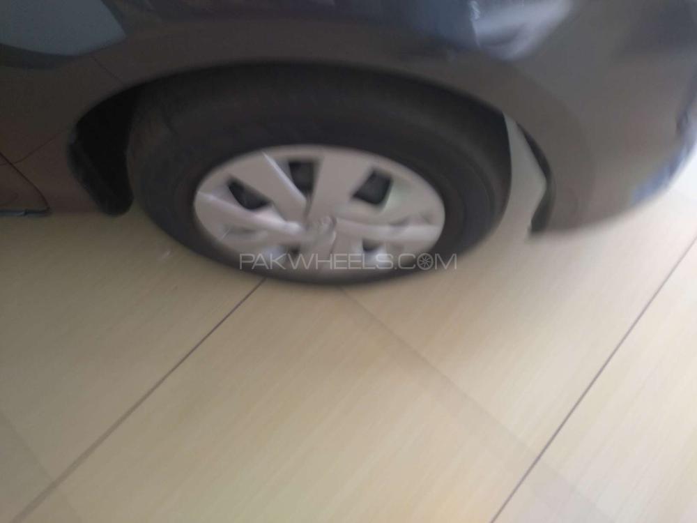 Toyota Vitz 2015 for Sale in Multan Toyota Vitz 2015 for Sale in Multan Image-3