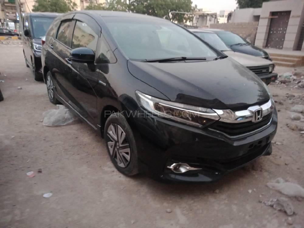 Honda Fit 2016 for Sale in Karachi Image-1