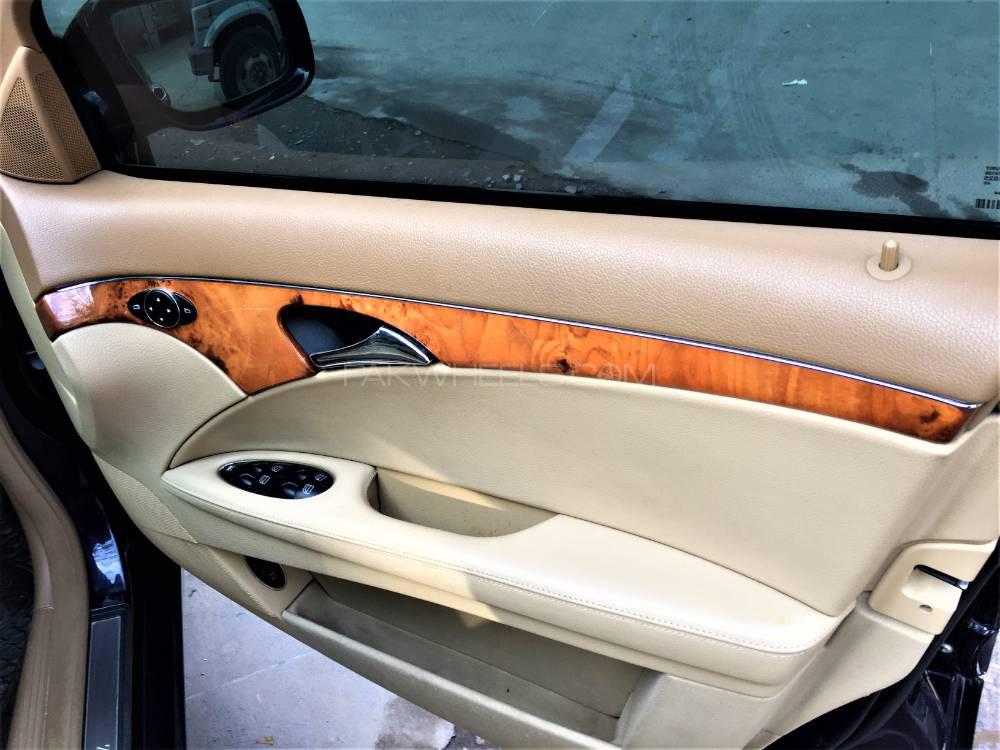 Mercedes Benz E Class 2008 for Sale in Gujranwala Mercedes Benz E Class 2008 for Sale in Gujranwala Image-8