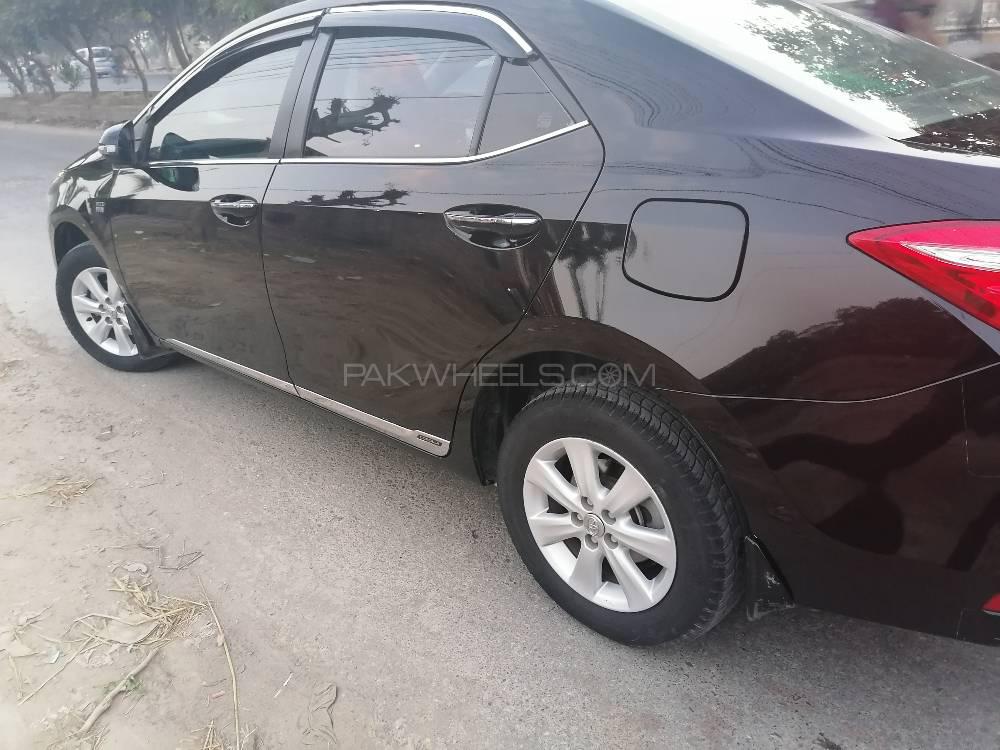 Toyota Corolla 2017 for Sale in Lahore Toyota Corolla 2017 for Sale in Lahore Image-2