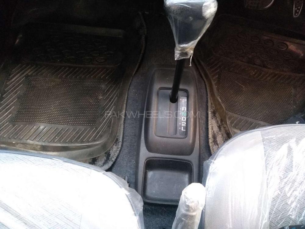 ڈائیہاتسو کیور 2010 for Sale in کراچی ڈائیہاتسو کیور 2010 for Sale in کراچی Image-9