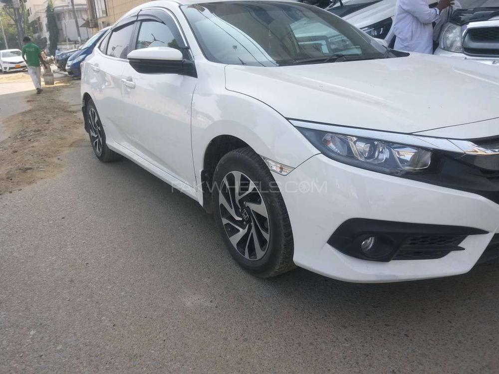 Honda Civic 2018 for Sale in Karachi Honda Civic 2018 for Sale in Karachi Image-2
