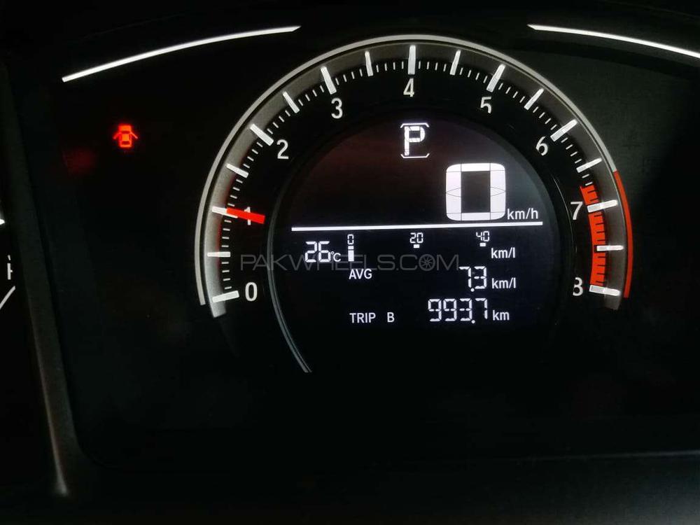 Honda Civic 2018 for Sale in Karachi Honda Civic 2018 for Sale in Karachi Image-9