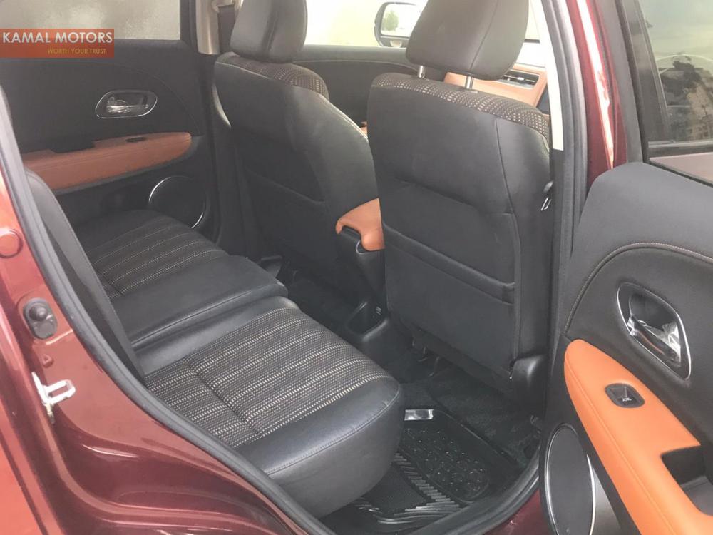 Honda Vezel 2015 for Sale in Karachi Honda Vezel 2015 for Sale in Karachi Image-7