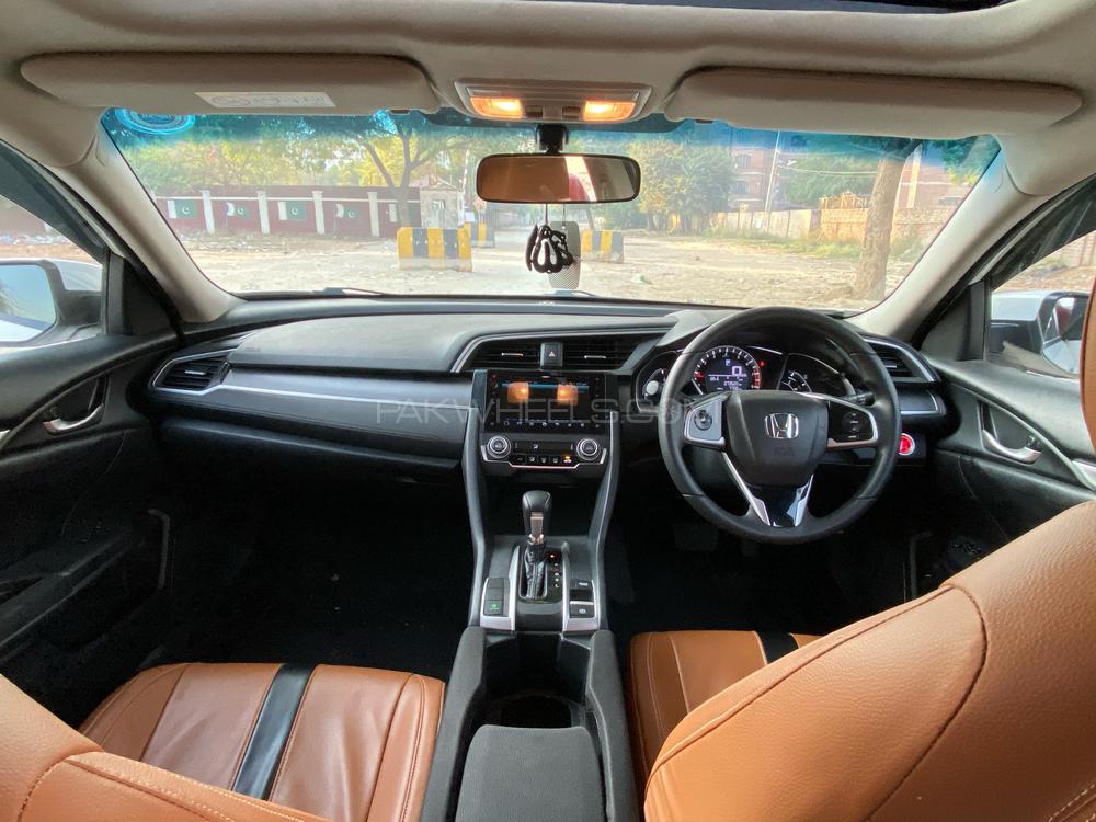 Honda Civic 2016 for Sale in Lahore Honda Civic 2016 for Sale in Lahore Image-3
