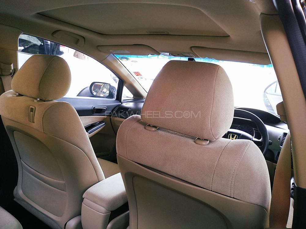 Honda Civic 2009 for Sale in Rawalpindi Honda Civic 2009 for Sale in Rawalpindi Image-10