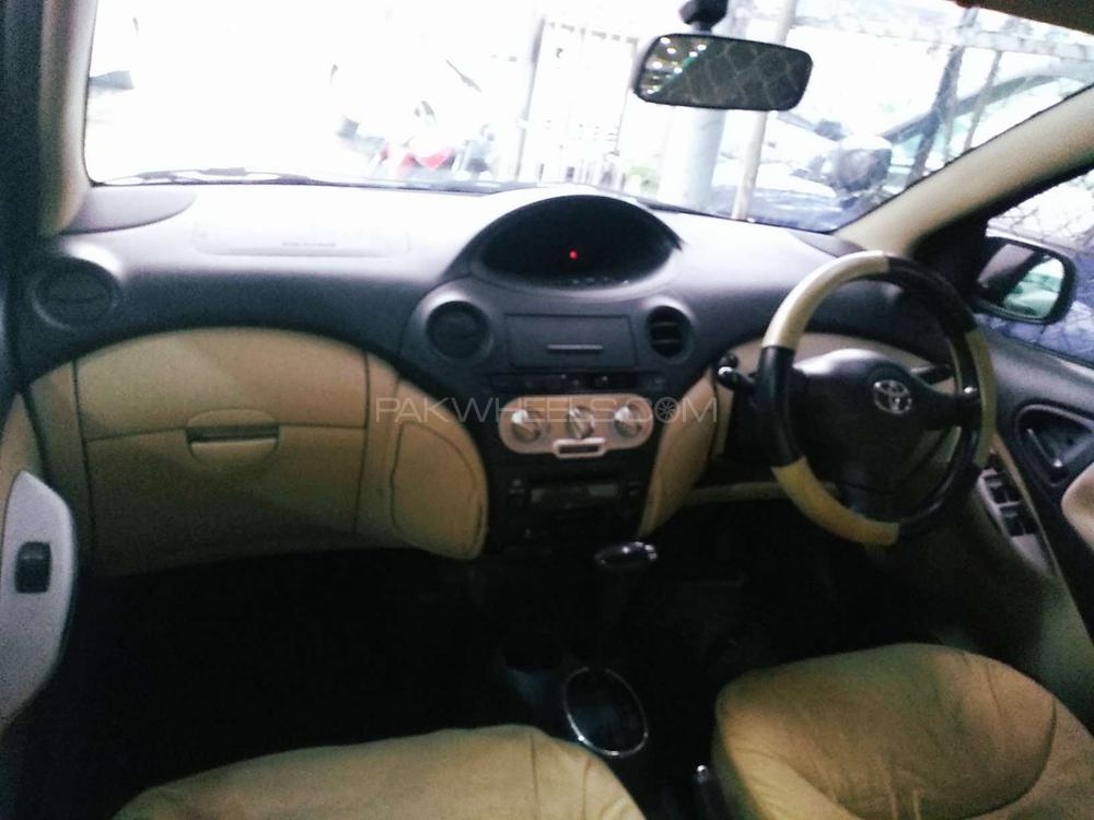 Toyota Vitz 2004 for Sale in Rawalpindi Toyota Vitz 2004 for Sale in Rawalpindi Image-11
