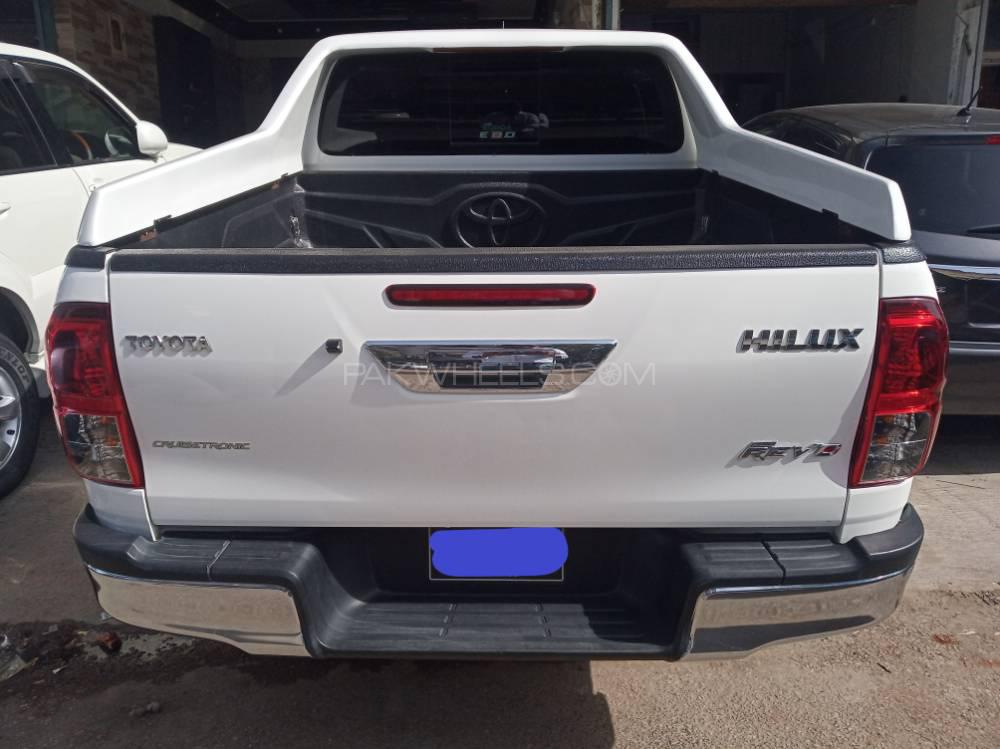 Toyota Hilux 2017 for Sale in Karachi Toyota Hilux 2017 for Sale in Karachi Image-10