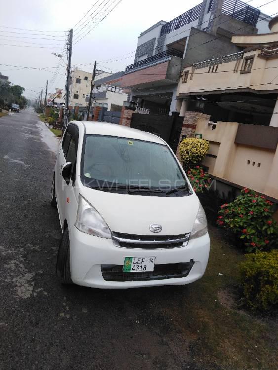 Daihatsu Move 2011 for Sale in Sialkot Image-1