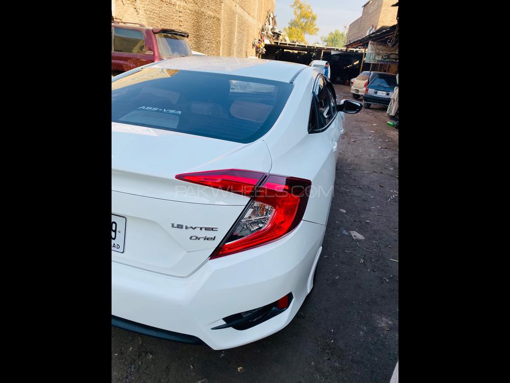 Honda Civic 2018 for Sale in Peshawar Honda Civic 2018 for Sale in Peshawar Image-3