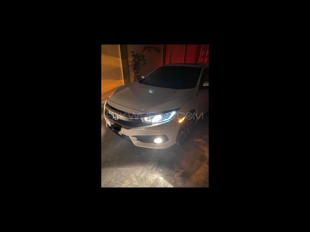 Honda Civic 2018 for Sale in Peshawar Honda Civic 2018 for Sale in Peshawar Image-5