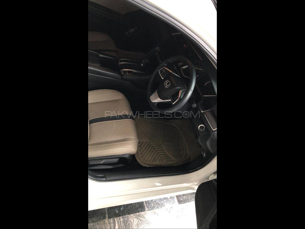 Honda Civic 2018 for Sale in Lahore Honda Civic 2018 for Sale in Lahore Image-7