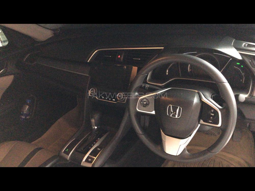 Honda Civic 2018 for Sale in Lahore Honda Civic 2018 for Sale in Lahore Image-9