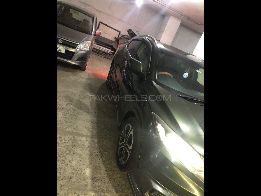 Honda Vezel 2015 for Sale in Lahore Honda Vezel 2015 for Sale in Lahore Image-4