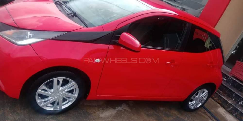 Toyota Vitz 2015 for Sale in Peshawar Toyota Vitz 2015 for Sale in Peshawar Image-3
