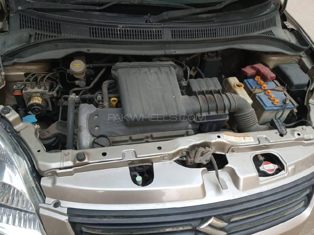 Suzuki Swift 2015 for Sale in Karachi Suzuki Swift 2015 for Sale in Karachi Image-11