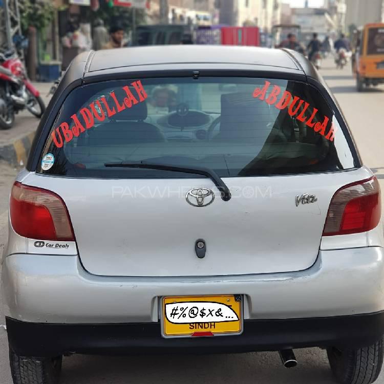 Toyota Vitz 2000 for Sale in Multan Image-1