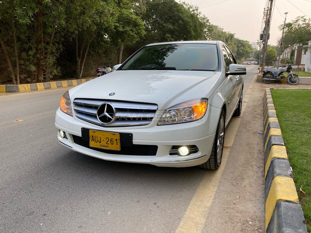 Mercedes Benz C Class 2010 for Sale in Karachi Image-1