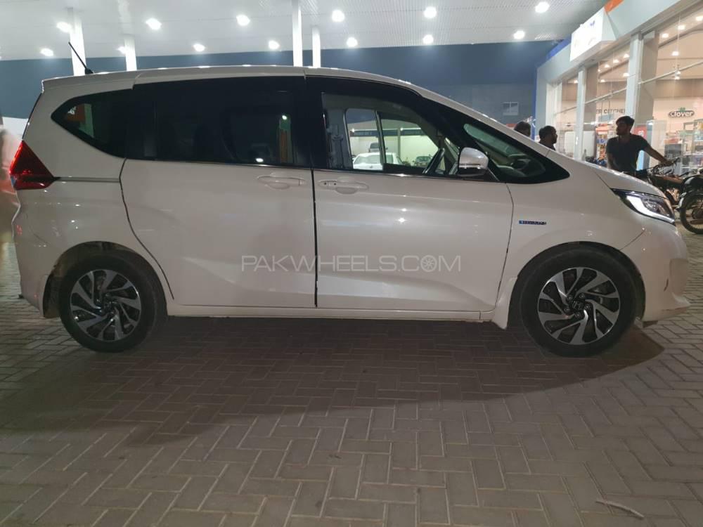 Honda Freed 2017 for Sale in Sialkot Honda Freed 2017 for Sale in Sialkot Image-6