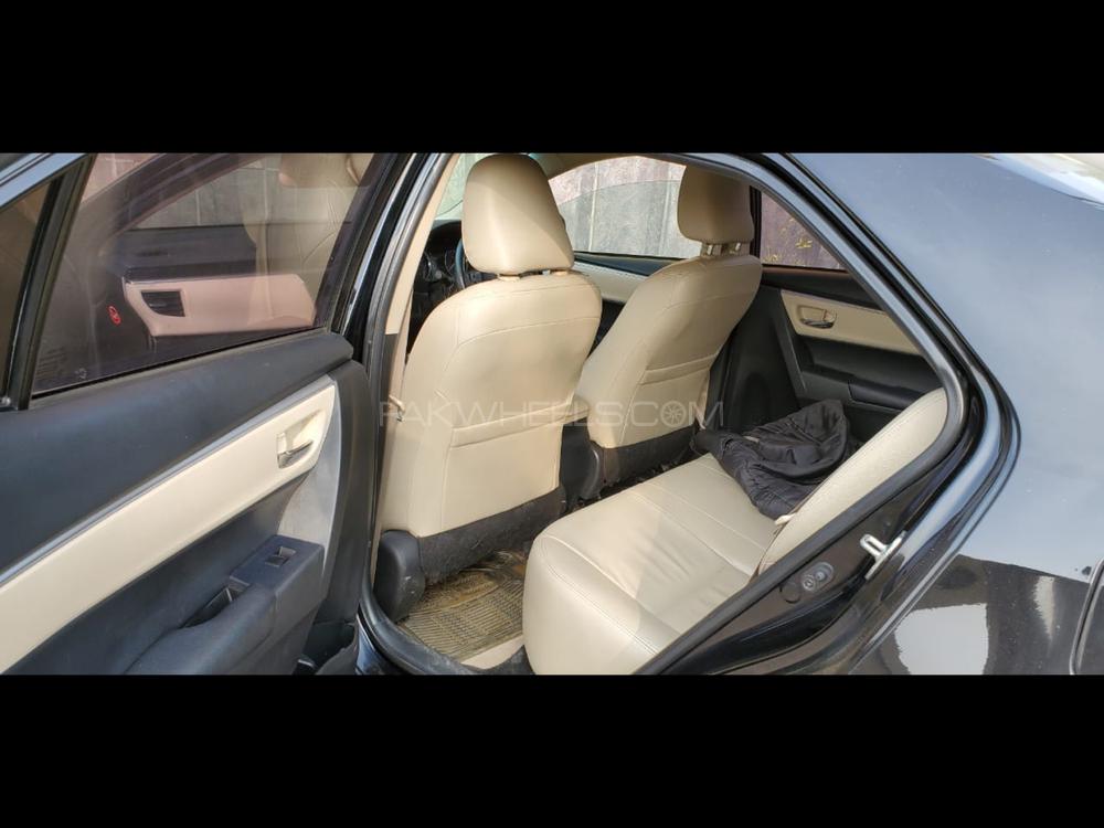 Toyota Corolla 2016 for Sale in Lahore Toyota Corolla 2016 for Sale in Lahore Image-6