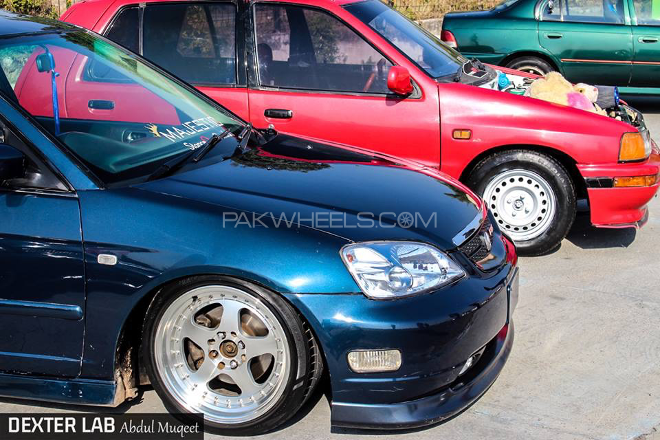 Honda Civic - 2001  Honda Civic - 2001  Image-2