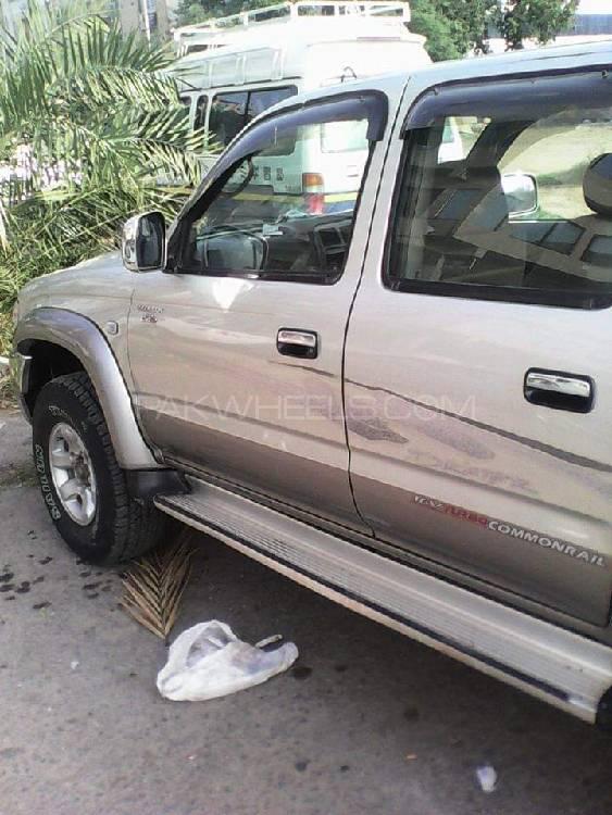 ٹویوٹا ہائیلکس 2004 for Sale in اسلام آباد ٹویوٹا ہائیلکس 2004 for Sale in اسلام آباد Image-3