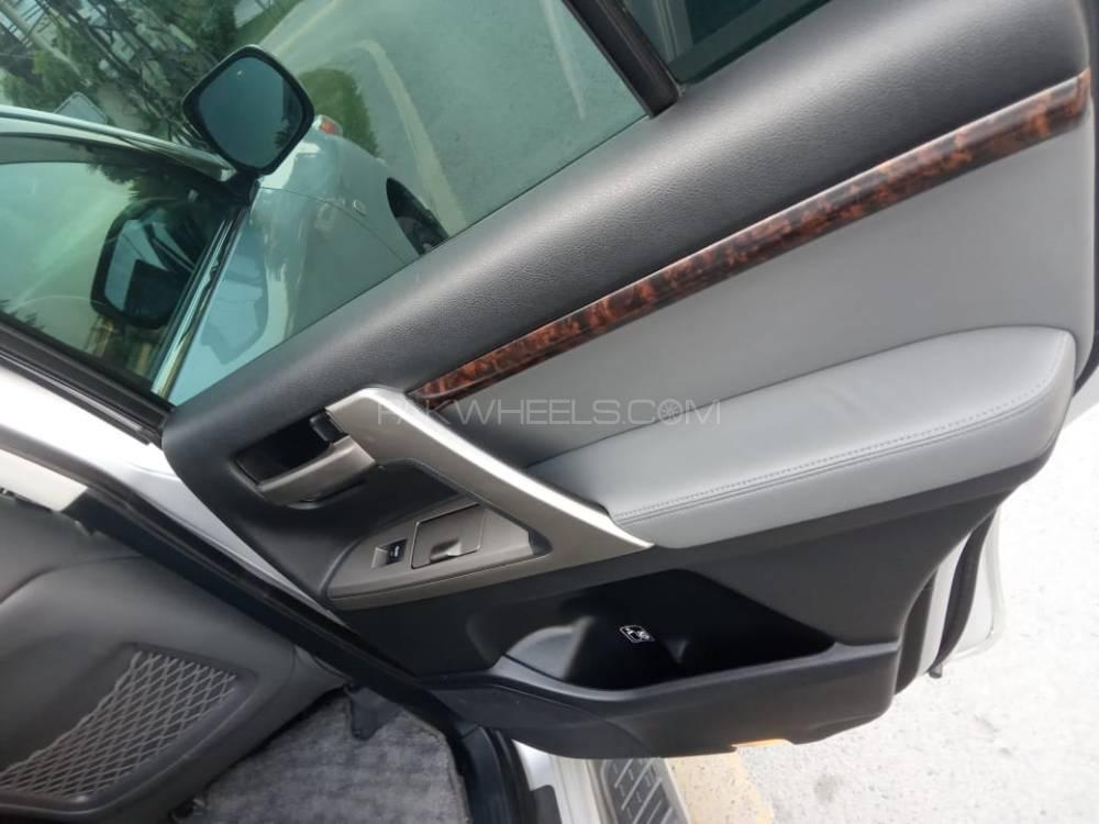 Toyota Land Cruiser 2008 for Sale in Lahore Toyota Land Cruiser 2008 for Sale in Lahore Image-3