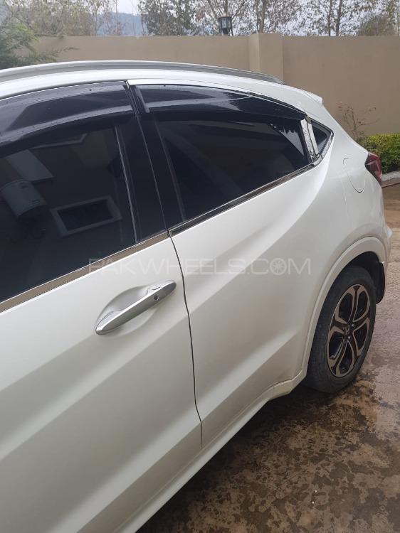 Honda Vezel 2015 for Sale in Kotli Ak Honda Vezel 2015 for Sale in Kotli Ak Image-7