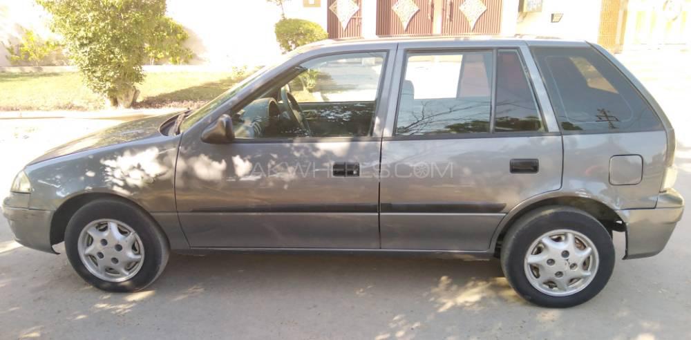 Suzuki Cultus 2011 for Sale in Karachi Suzuki Cultus 2011 for Sale in Karachi Image-2