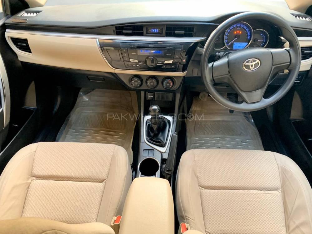 Toyota Corolla 2017 for Sale in Karachi Toyota Corolla 2017 for Sale in Karachi Image-13