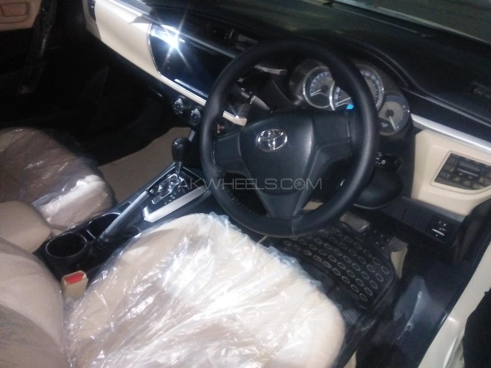 Toyota Corolla 2017 for Sale in Lahore Toyota Corolla 2017 for Sale in Lahore Image-5