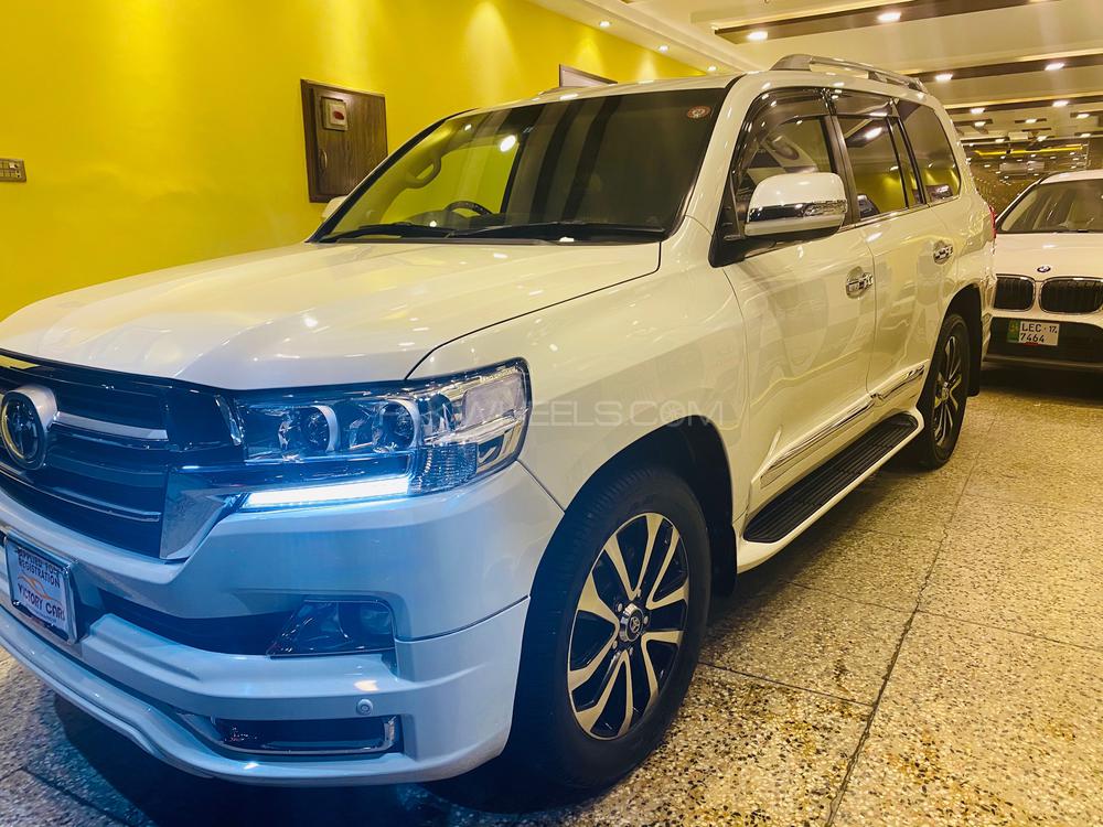 Toyota Land Cruiser 2012 for Sale in Lahore Toyota Land Cruiser 2012 for Sale in Lahore Image-2