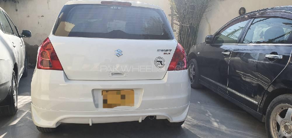 Suzuki Swift 2016 for Sale in Karachi Image-1
