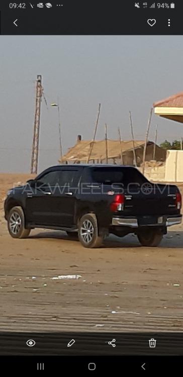 Toyota Hilux 2017 for Sale in Karachi Image-1