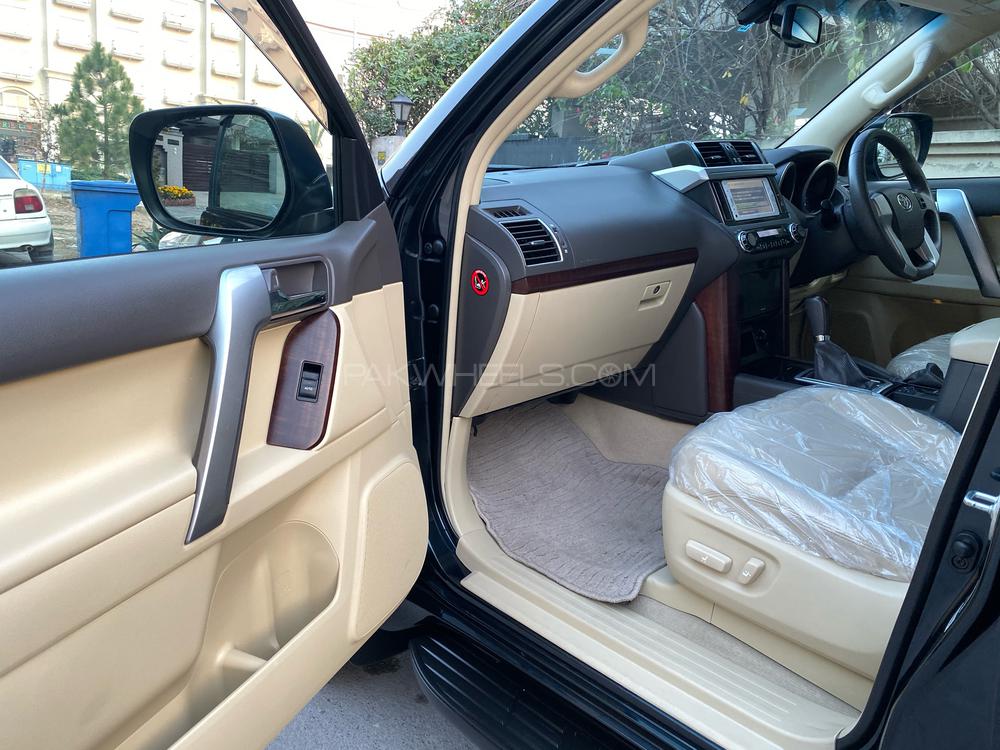 Toyota Prado 2013 for Sale in Islamabad Toyota Prado 2013 for Sale in Islamabad Image-6
