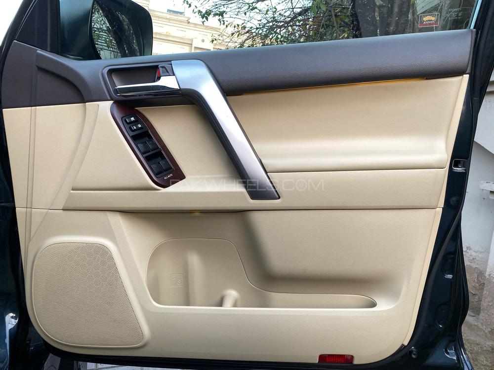 Toyota Prado 2013 for Sale in Islamabad Toyota Prado 2013 for Sale in Islamabad Image-10