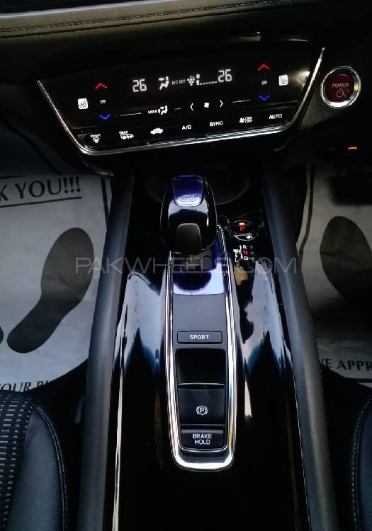 Honda Vezel 2015 for Sale in Islamabad Honda Vezel 2015 for Sale in Islamabad Image-11