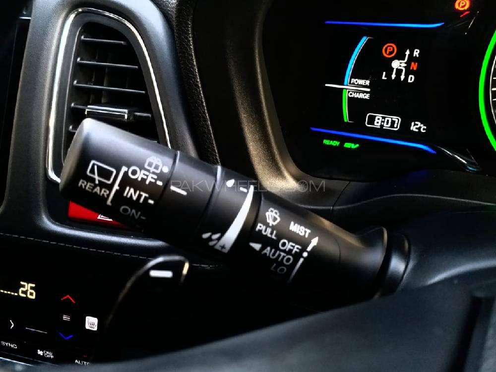 Honda Vezel 2015 for Sale in Islamabad Honda Vezel 2015 for Sale in Islamabad Image-14