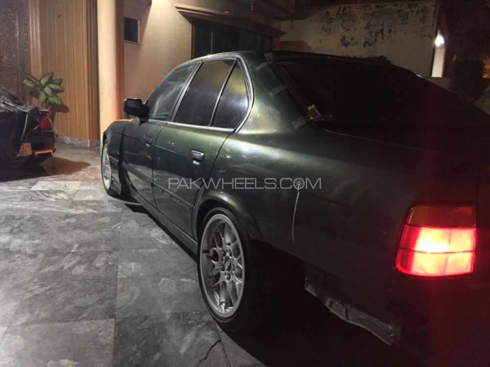 BMW 5 Series 1990 of pwuser150990219170 - Member Ride 78796 | PakWheels