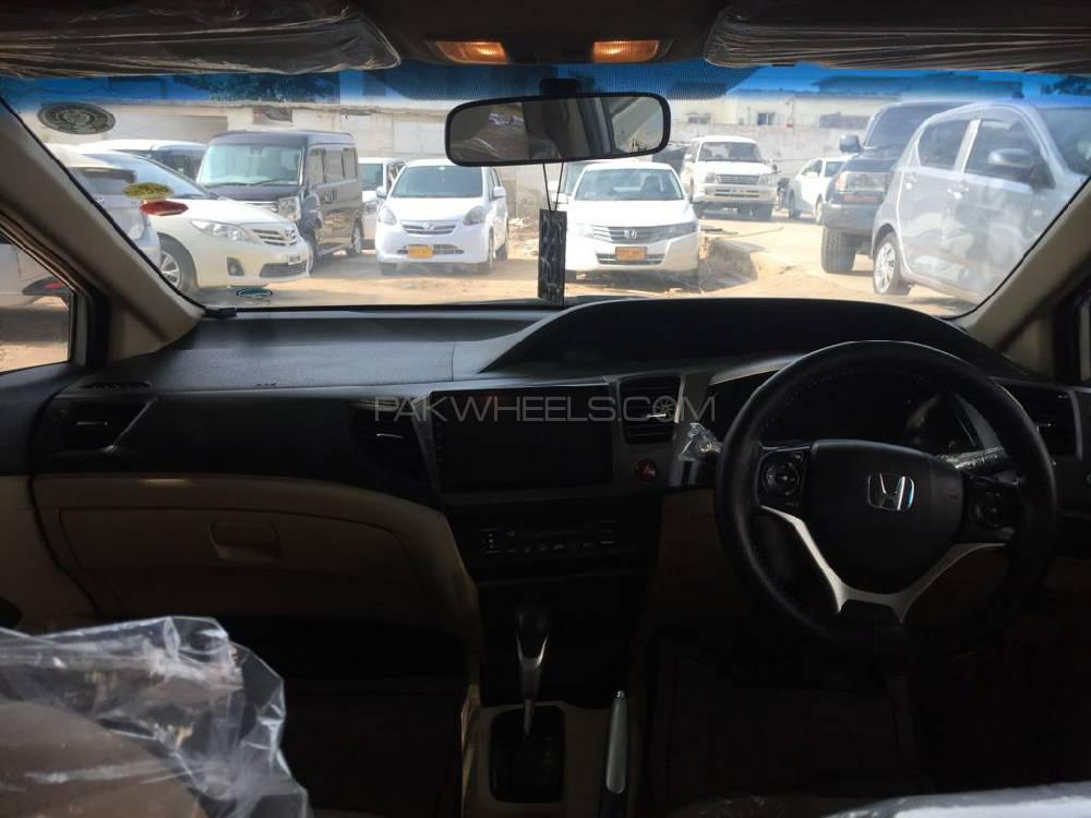 Honda Civic 2015 for Sale in Karachi Honda Civic 2015 for Sale in Karachi Image-12