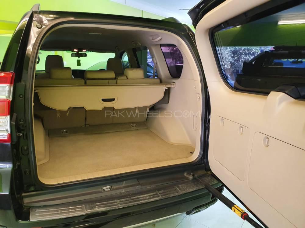 Toyota Prado 2010 for Sale in Karachi Toyota Prado 2010 for Sale in Karachi Image-11